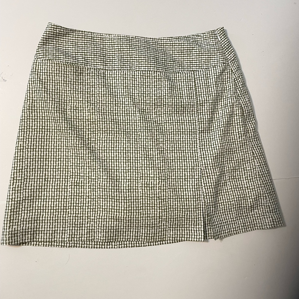 Women’s IZOD Golf XFG Ladies Performance Golf Skort Skirt Size 8 Golfing Gear